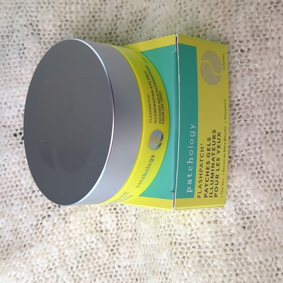 Patchology FlashPatch Illuminating Eye Gels, 15 pairs of eye gels - Picture 14 of 14